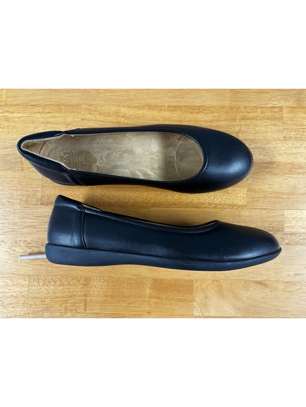 Naturalizer Women's Black Leather Flats Round Toe Comfort US 8.5W, UK 6.5 - Picture 4 of 9